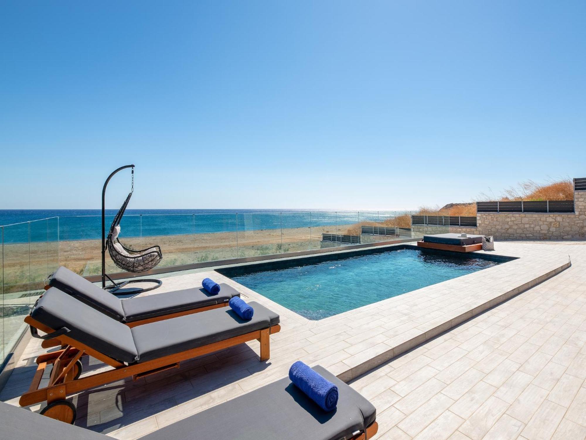 Modern In With Private Pool * Lachania