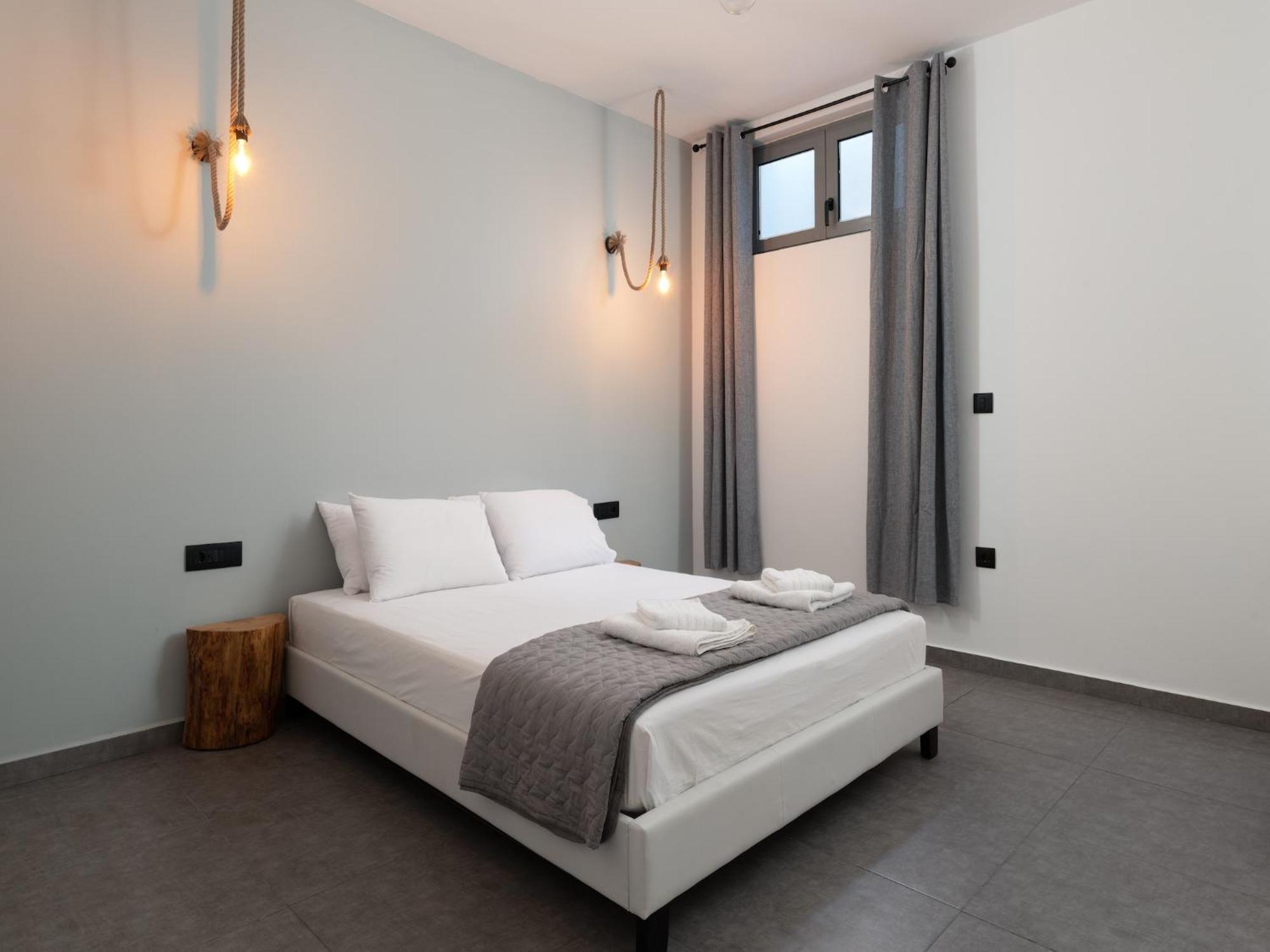 Modern In With Private Pool * Lachania