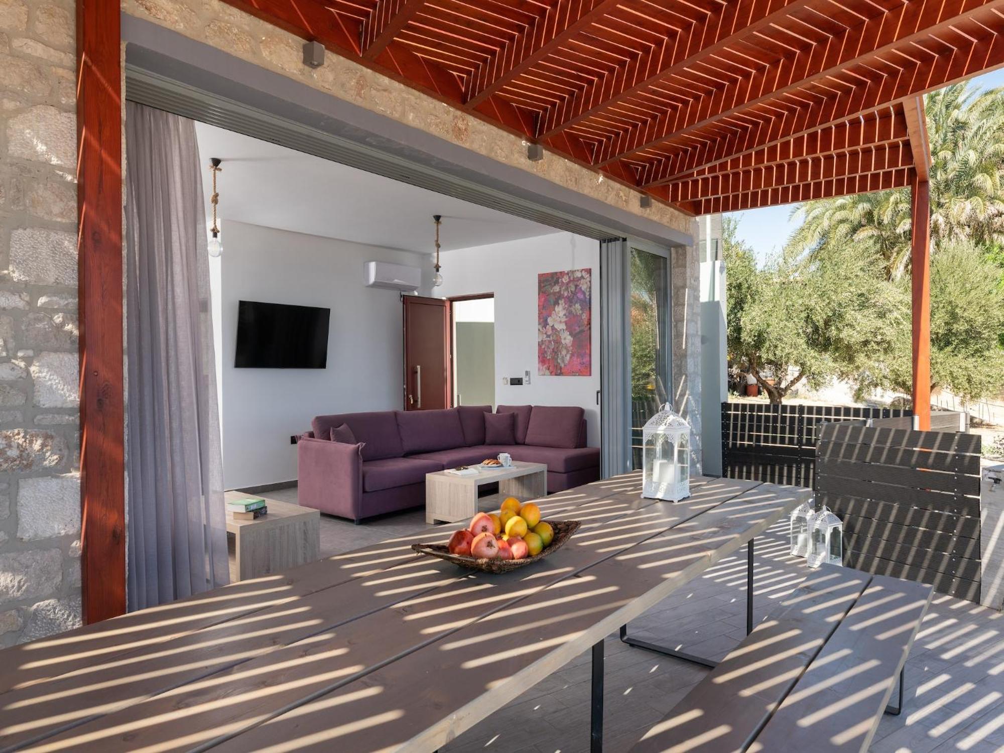 Modern In With Private Pool Villa Lachania