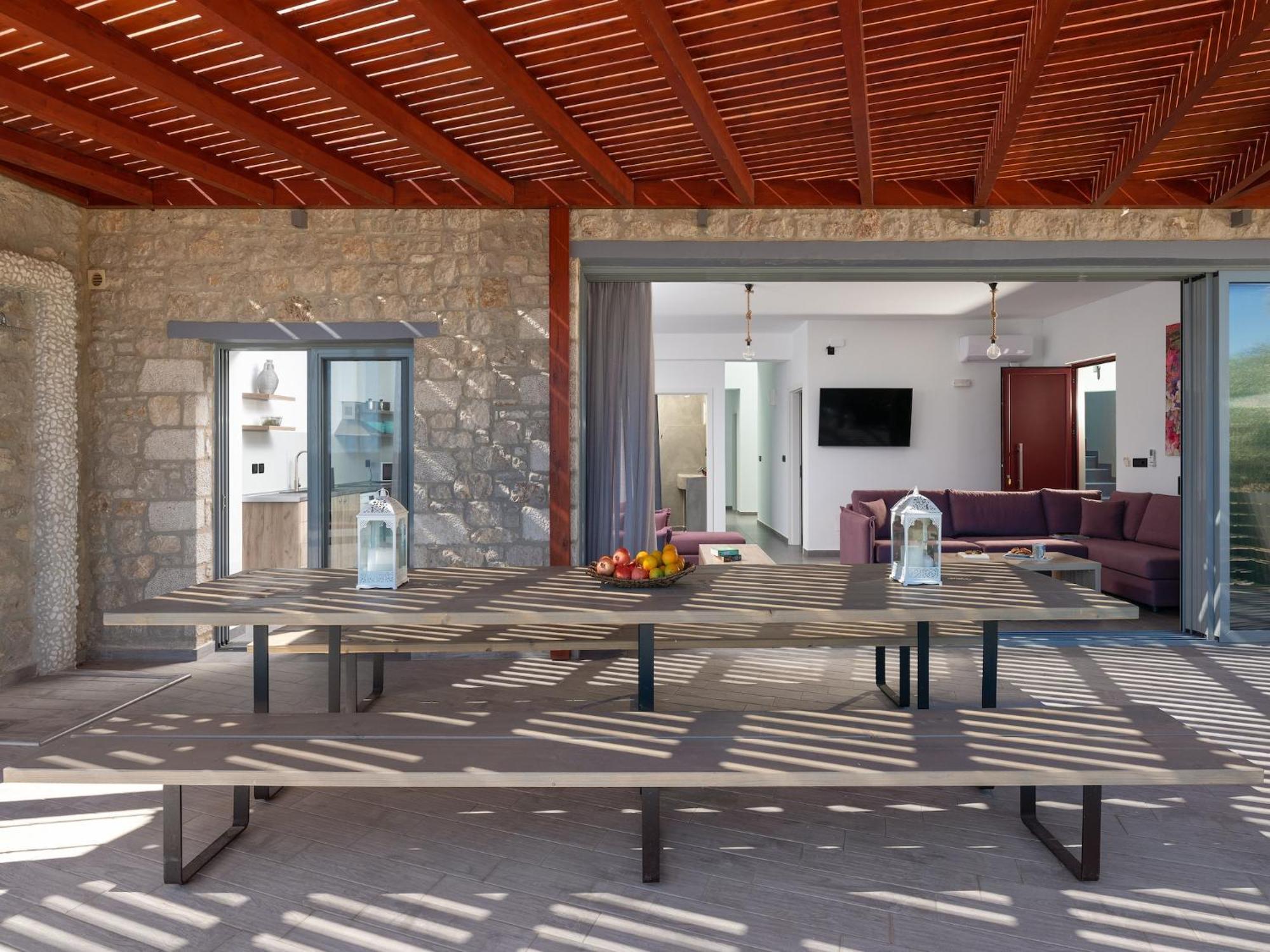Modern In With Private Pool Lachania